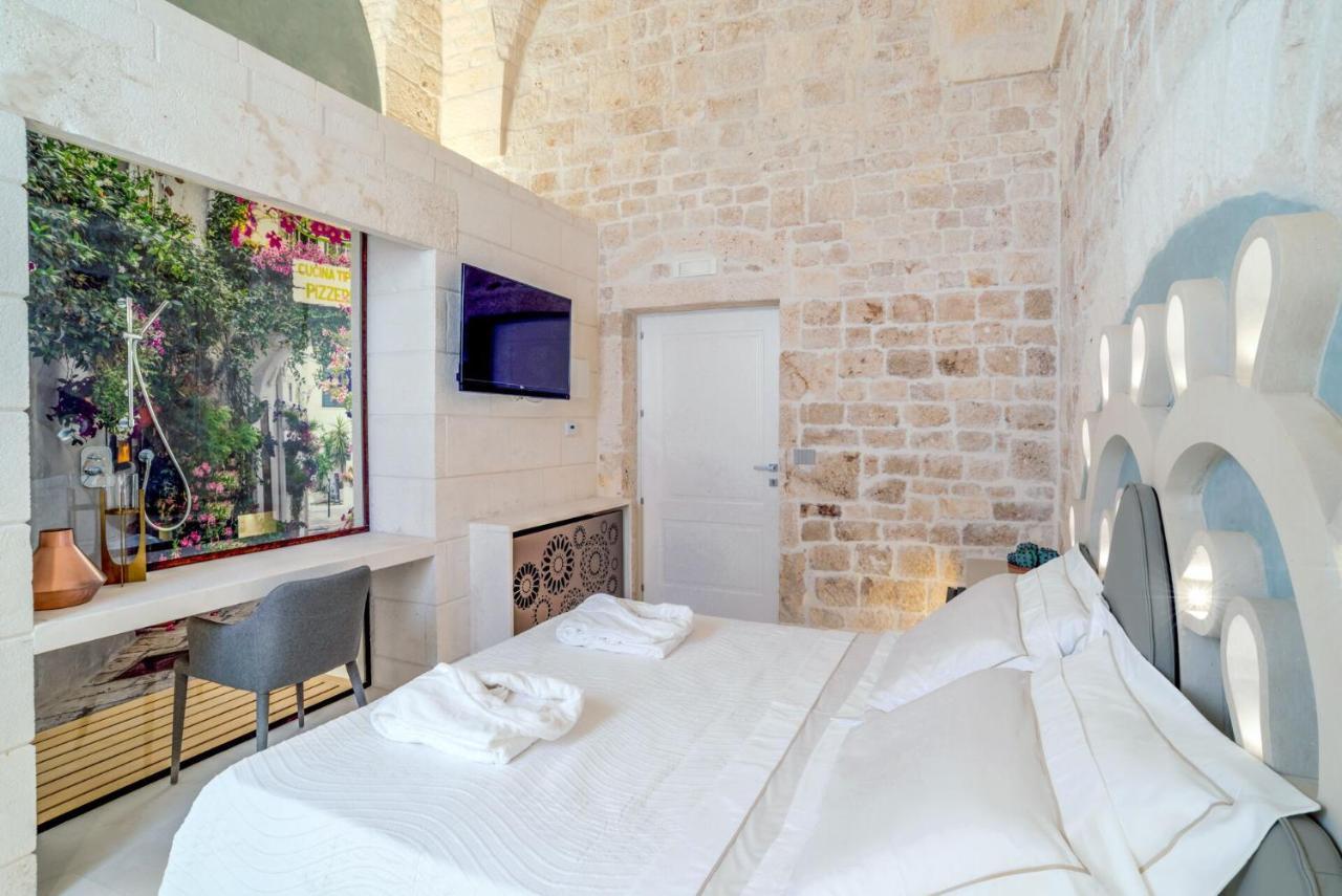 Palazzo Vico Bianco Raro Villas Homes Collection Ostuni Exterior photo